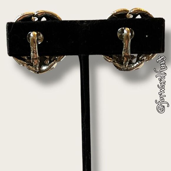 Vintage Coro Clip-On Earrings - Silver Tone Metal - Picture 3 of 7